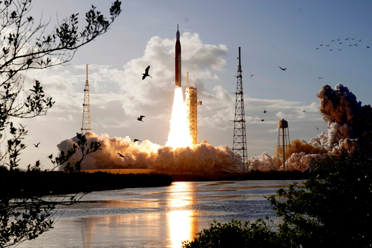 Space, NASA: ‘Artemis II is halfway to the Moon’