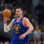 Basketball: NBA, Denver beat San Antonio with 40 points from Jokic, Pistons top the East