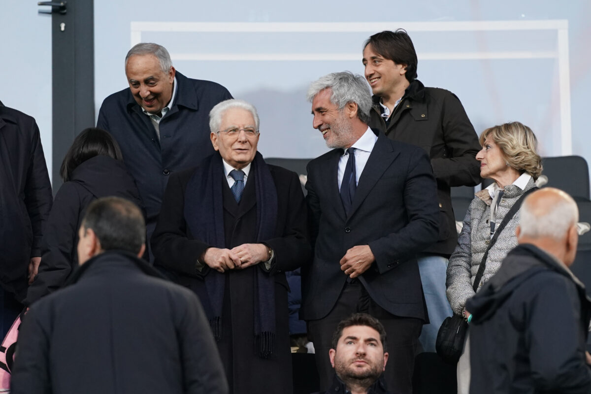 Mattarella at the stadium for Palermo v Avellino