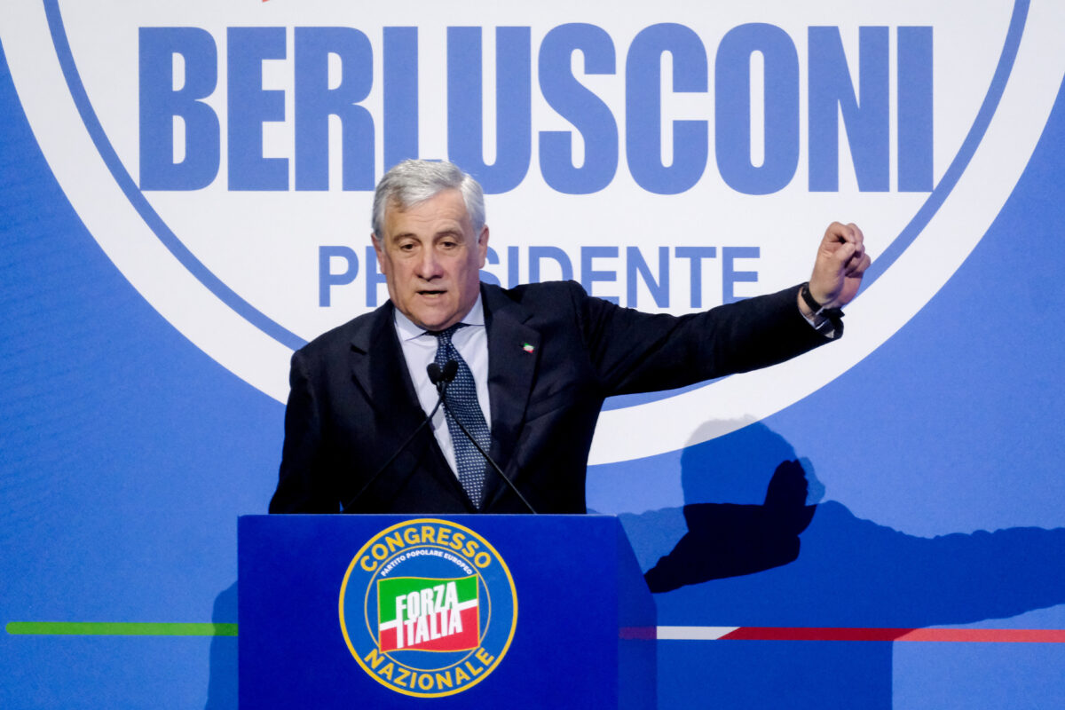 FI: the meeting between Tajani and the Berlusconis has ended after more than four hours