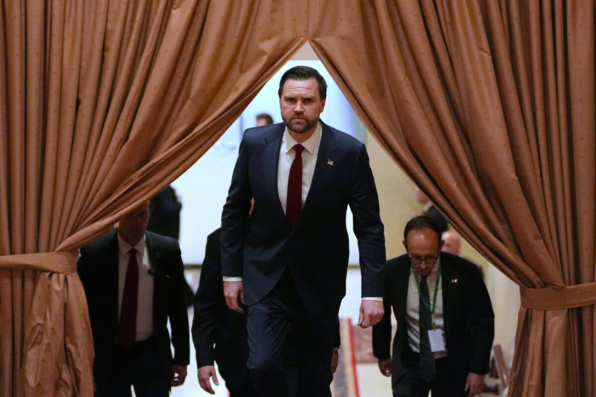 Iran-US talks collapse; Vance leaves Pakistan