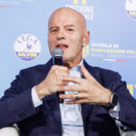 Gas, Descalzi: ‘We need to suspend the tender for Russian LNG from 2027’