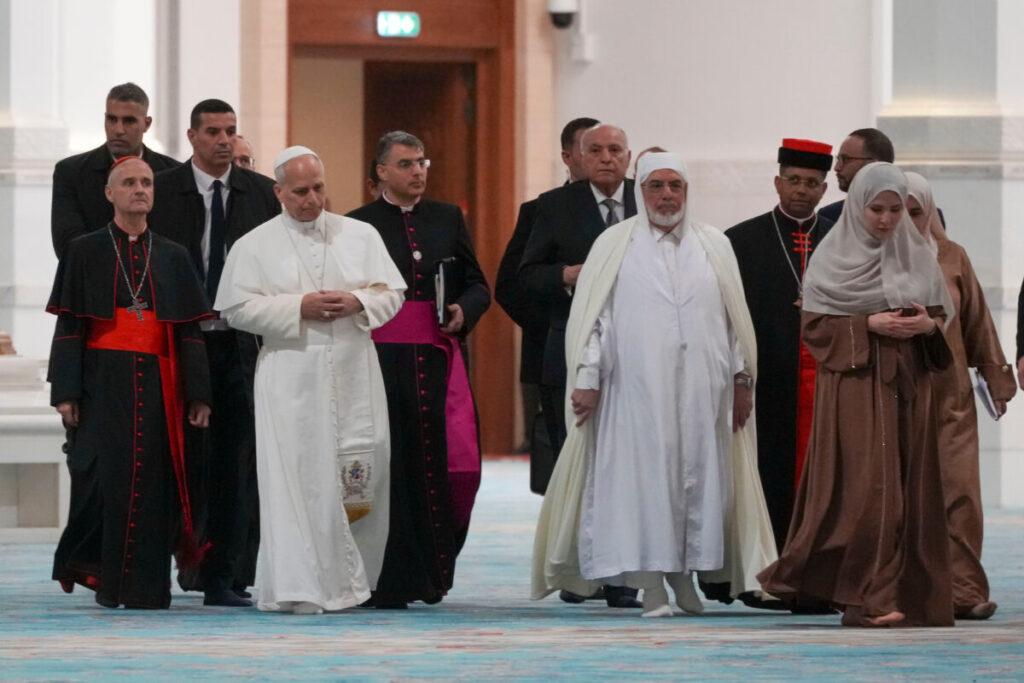 Pope: “No to the presumption of self-sufficiency, we need one another”