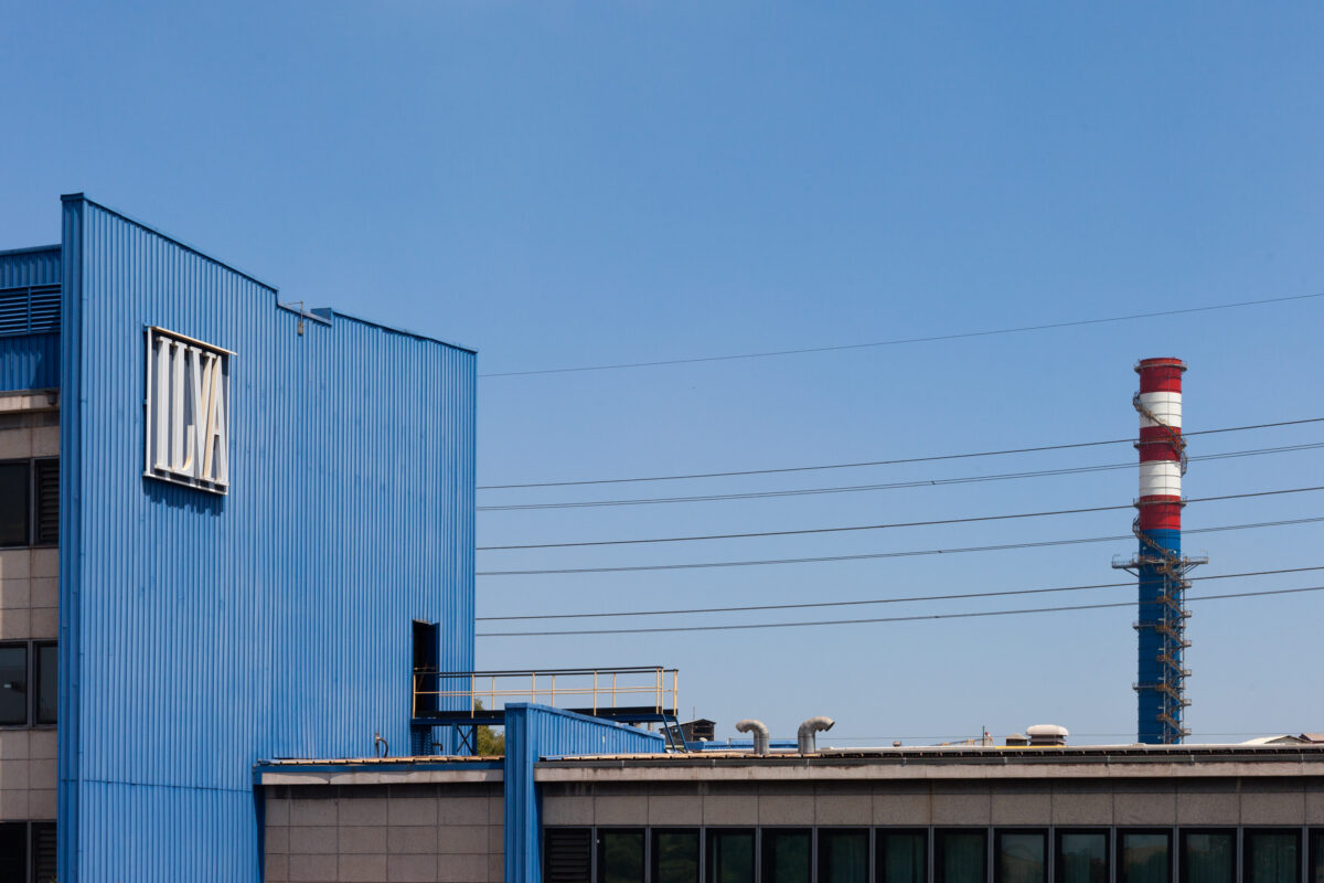 Former Ilva: Taranto mayor orders plant shutdown, risk of hot area shutdown Former Ilva: Taranto mayor orders plant shutdown, risk of hot area shutdown