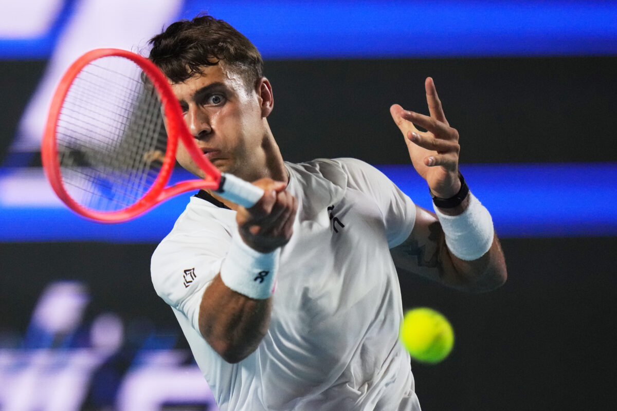 Tennis: ATP Monaco, Cobolli beats Bergs and advances to the quarter-finals