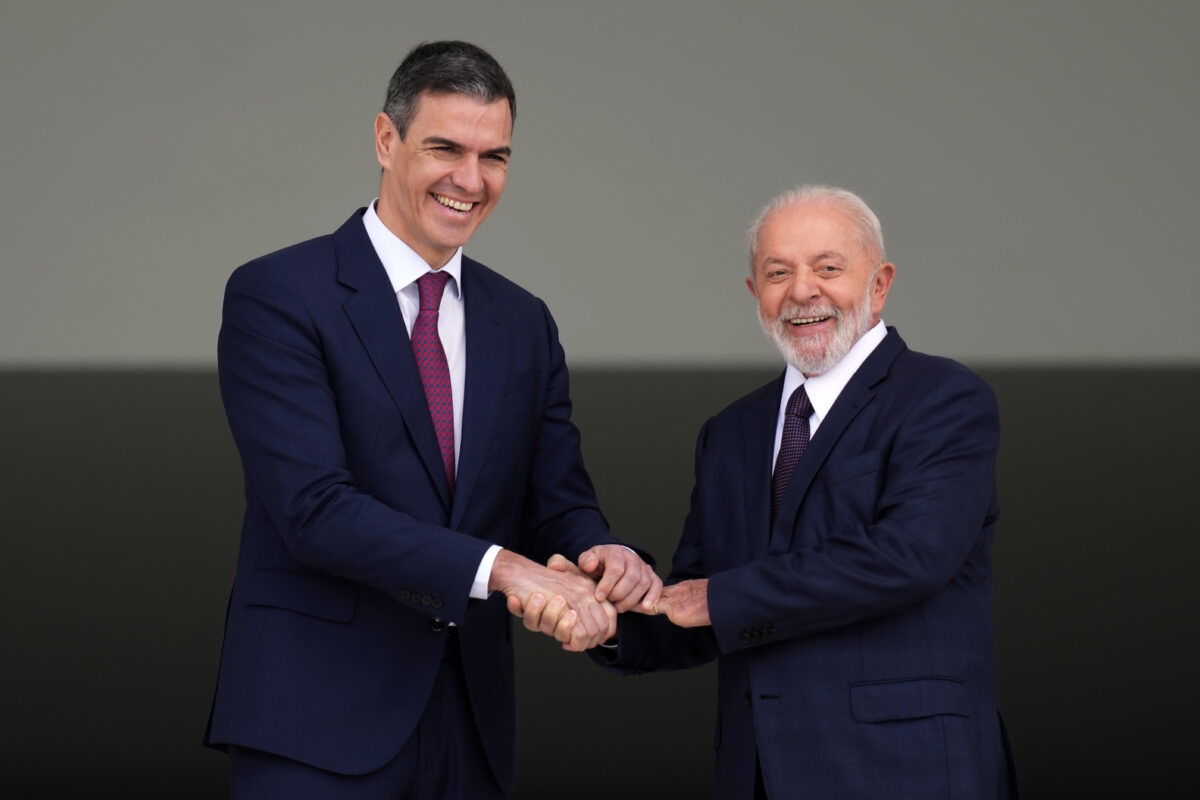 Spain: Sánchez meets Lula, holds talks with Brazil and attends a summit on defending democracy