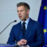 Hungary, Magyar: “EU flag will return on Parliament facade”