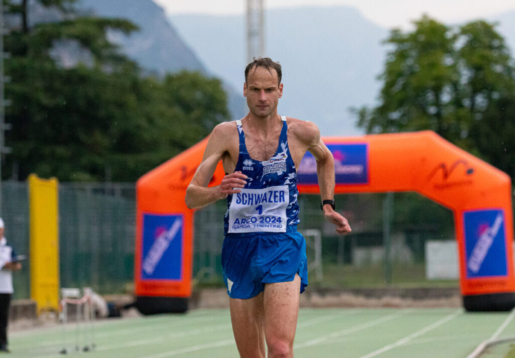 Athletics: Schwazer wins race walk marathon in Kelsterbach with Italian record