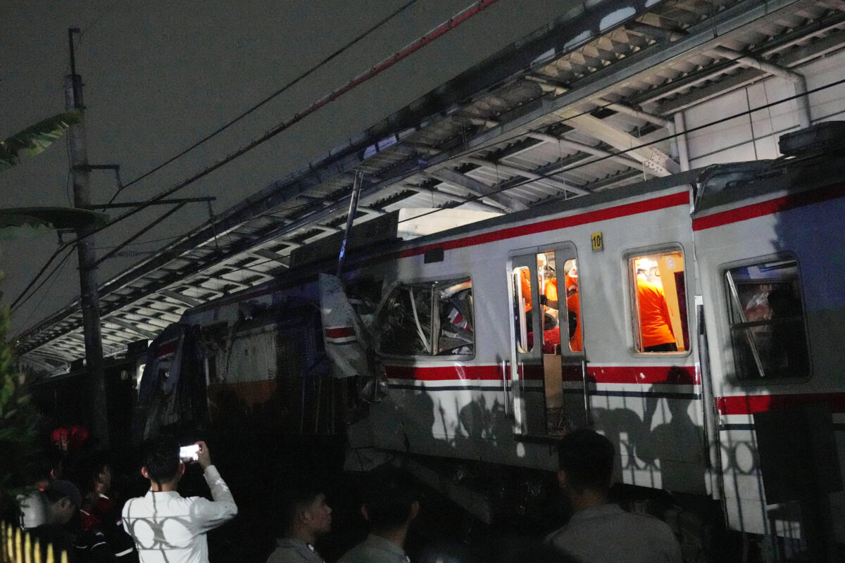 Indonesia: Train collision in Jakarta leaves 14 dead