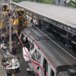 Indonesia, all 14 victims in train collision are women: 84 injured