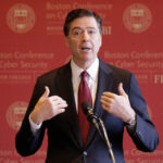 USA, CNN: “Comey will surrender himself today in Virginia”