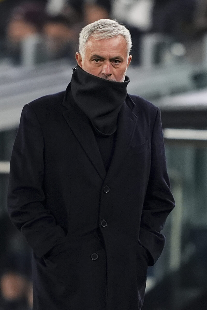 Real Madrid, Mourinho: ‘No one has spoken to me; I have another year with Benfica’