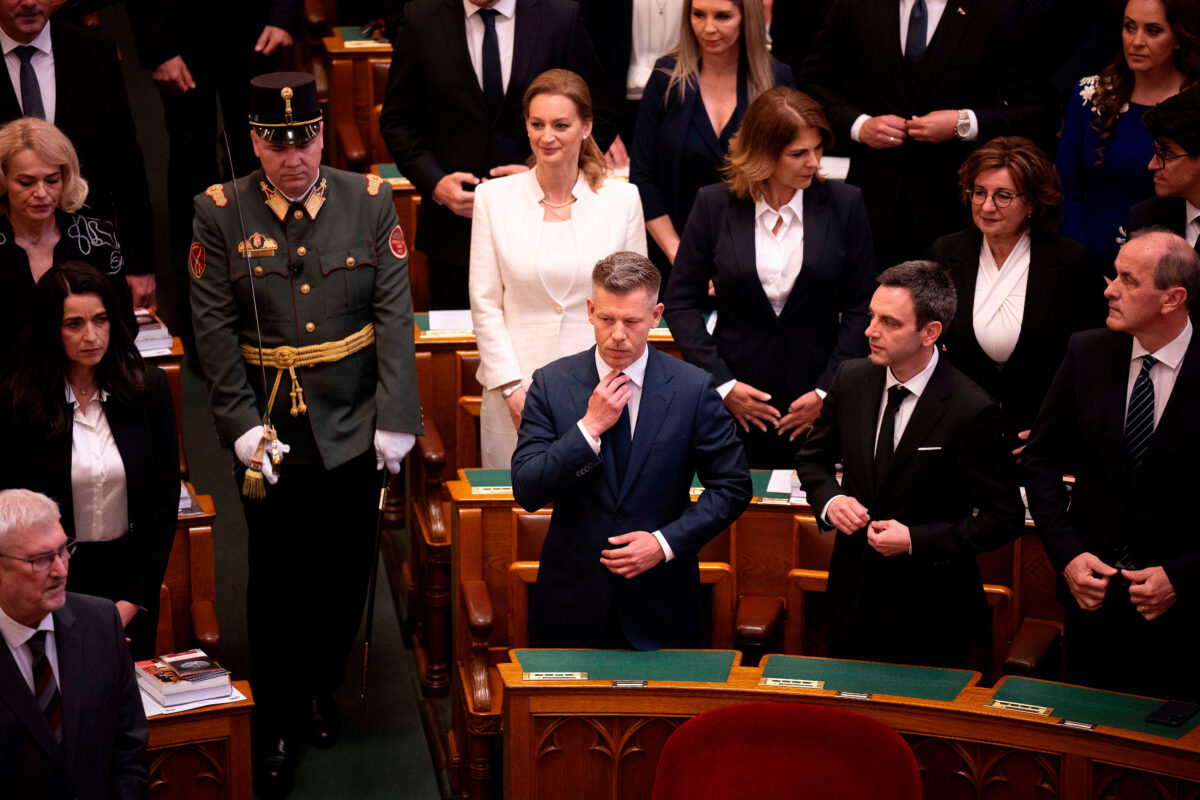 Hungary: Péter Magyar is sworn in as the new prime minister