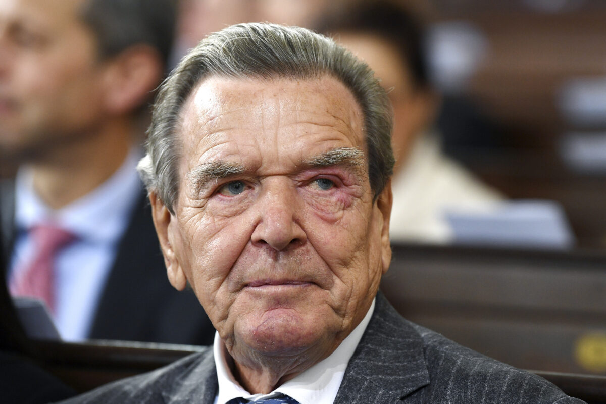 Ukraine, Berlin: “Schröder as mediator? A false offer from Moscow”