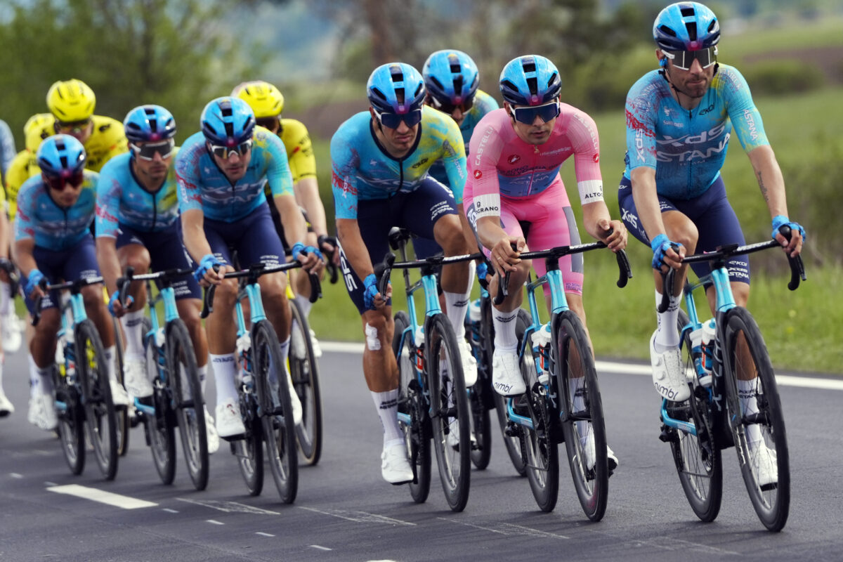 Giro d’Italia: Silvia retains the white jersey after Stage 3