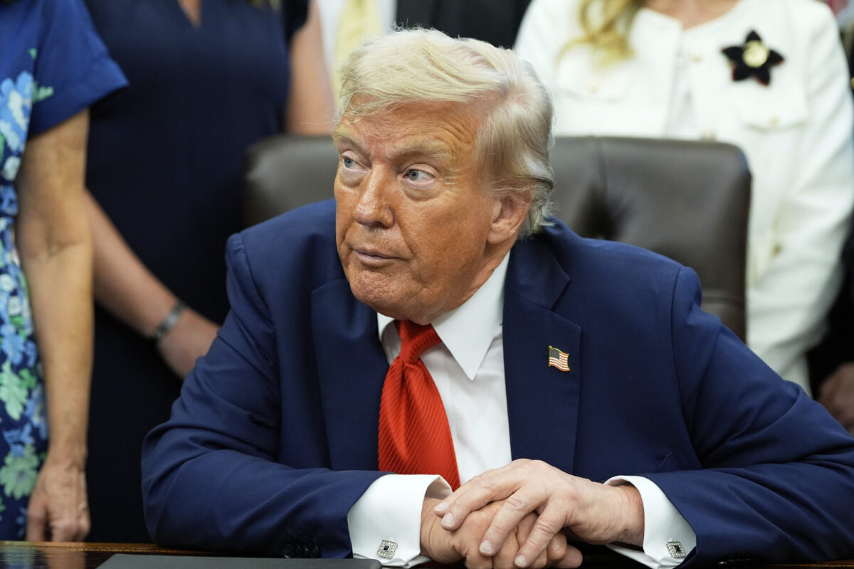 Trump considers resuming “Project Freedom” operation in the Strait of Hormuz