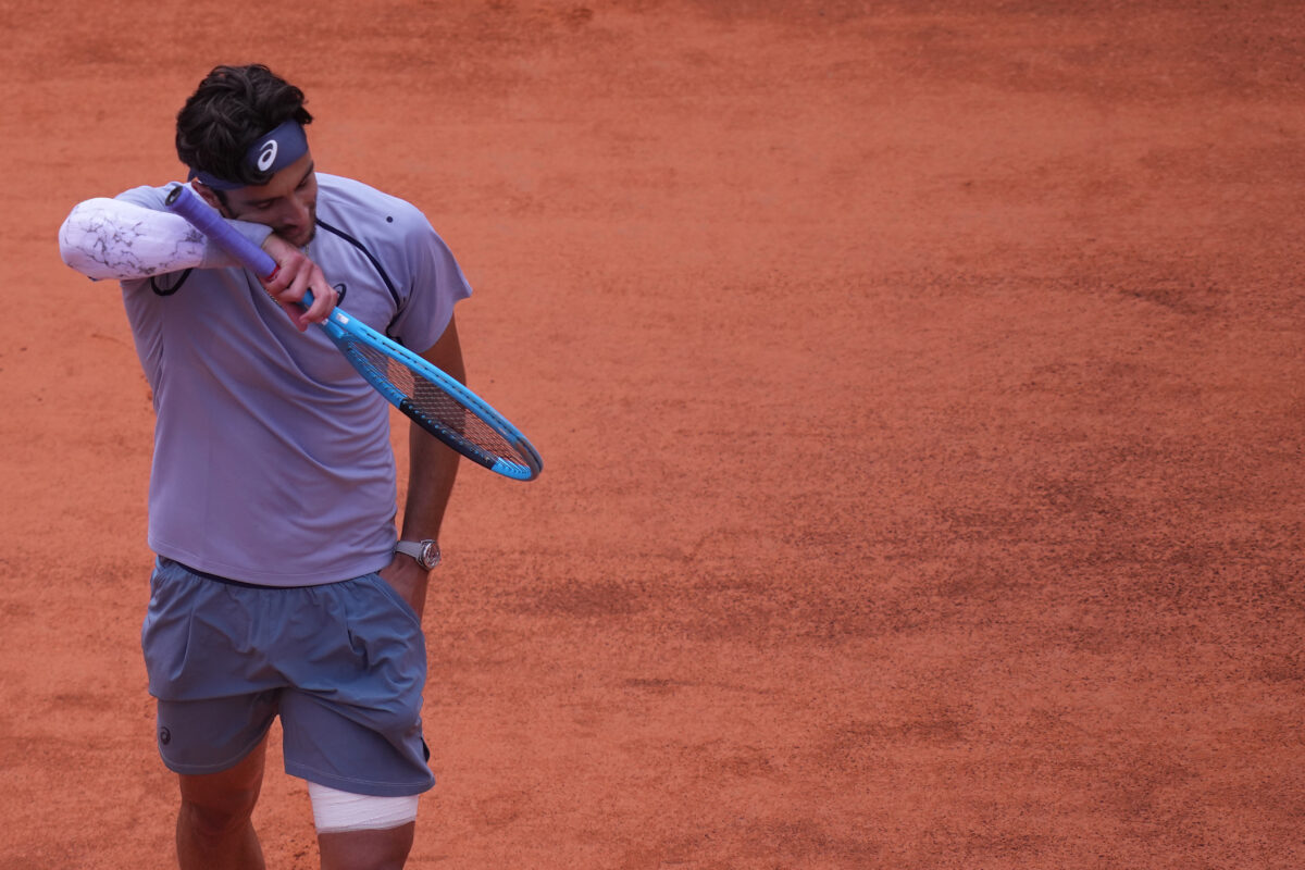 Musetti, rectus femoris injury for the Tuscan player: “I have to miss Roland Garros”