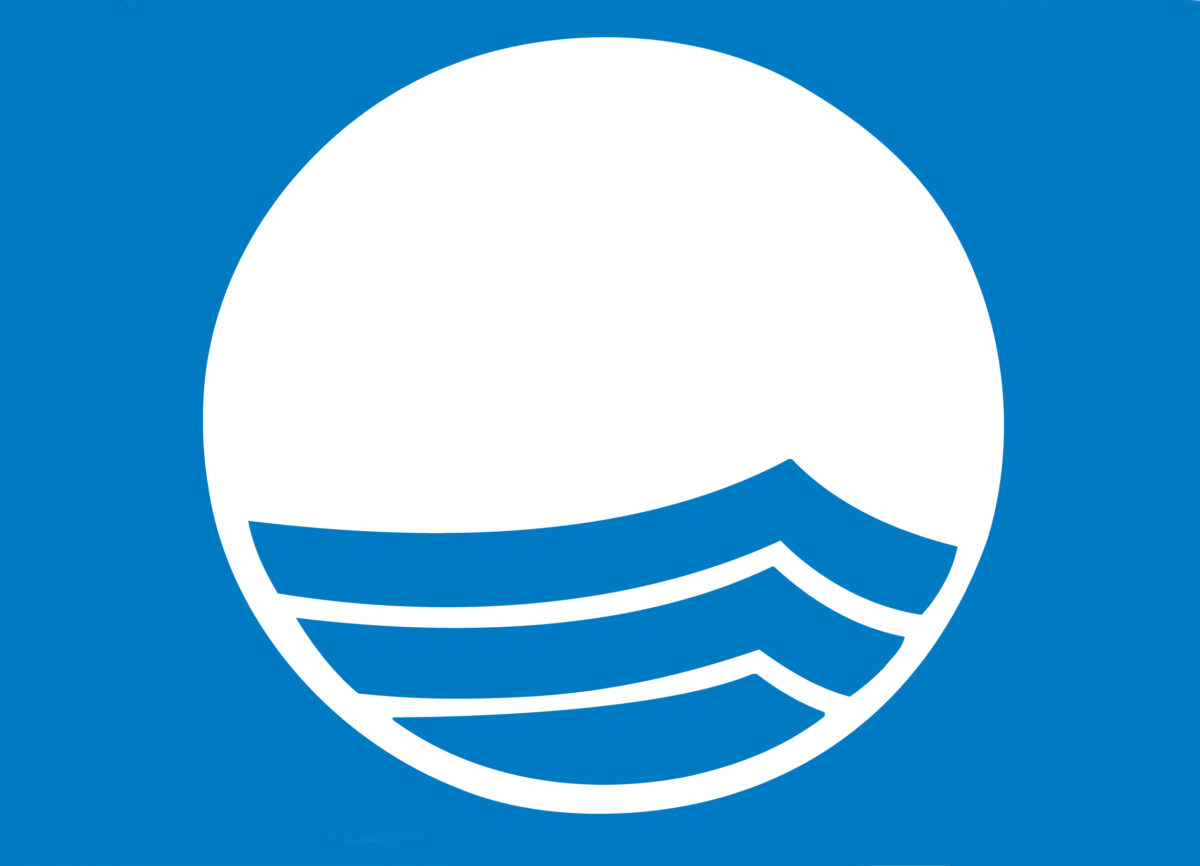 Blue Flags fly in 257 municipalities and 87 tourist marinas