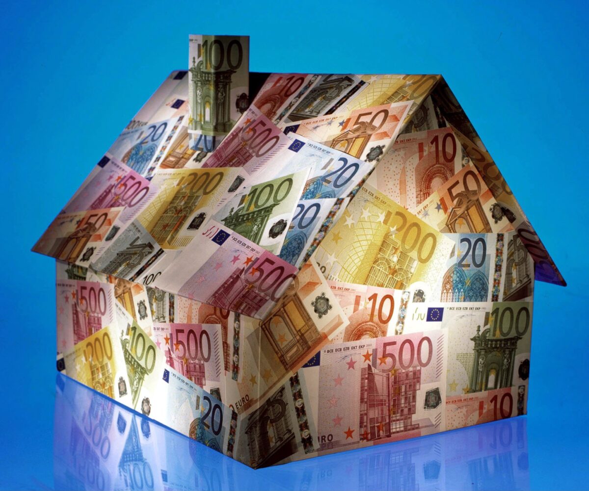 Abi: loans to households and businesses continued to rise in April