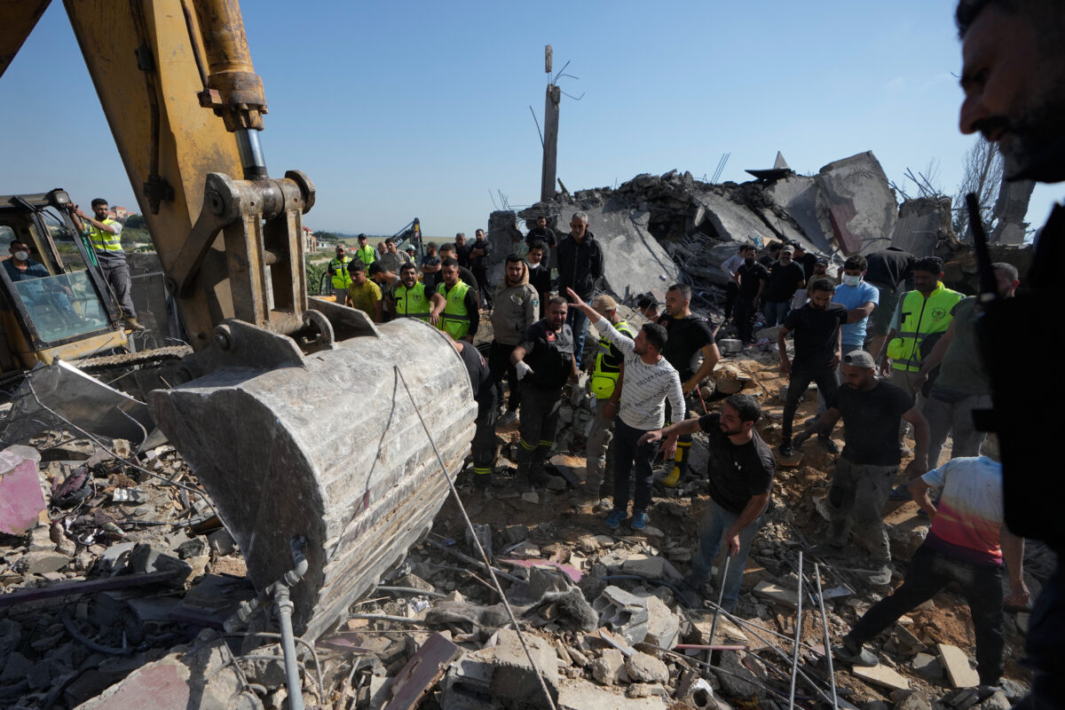 Lebanon: three paramedics killed in an Israeli airstrike