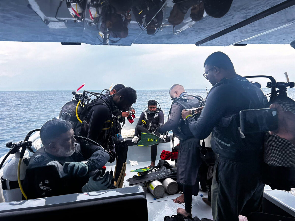 Maldives media reports: “Sub-surveyor killed while engaged in Italian search operations.”