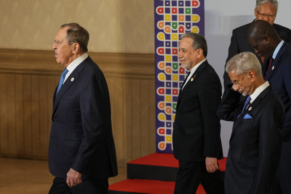 Iran, Lavrov: ‘Russia is not interfering in US-Tehran negotiations’