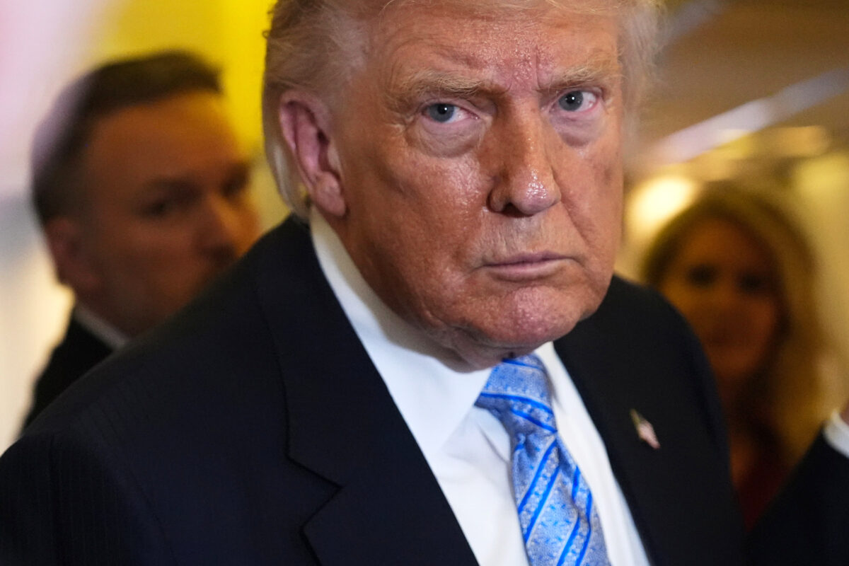 Iran : les États-Unis jugent la proposition de Téhéran insuffisante ; Trump envisage des options militaires