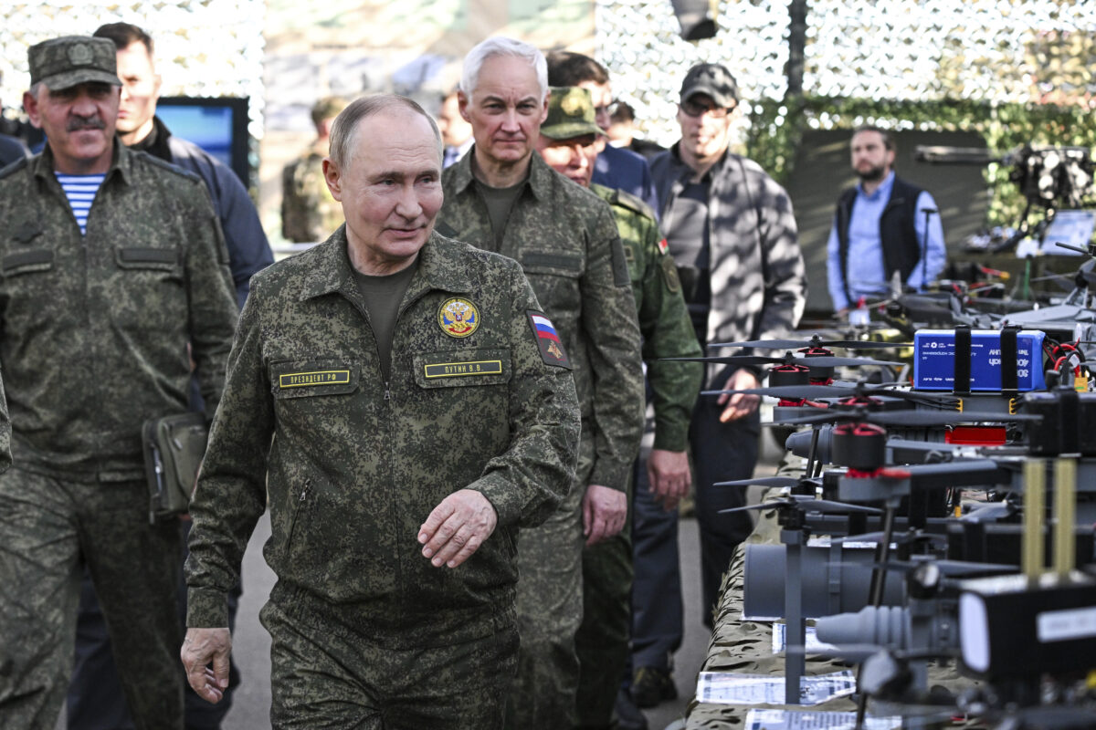 Russia: Moscow announces three days of nuclear exercises Russia: Moscow announces three days of nuclear exercises