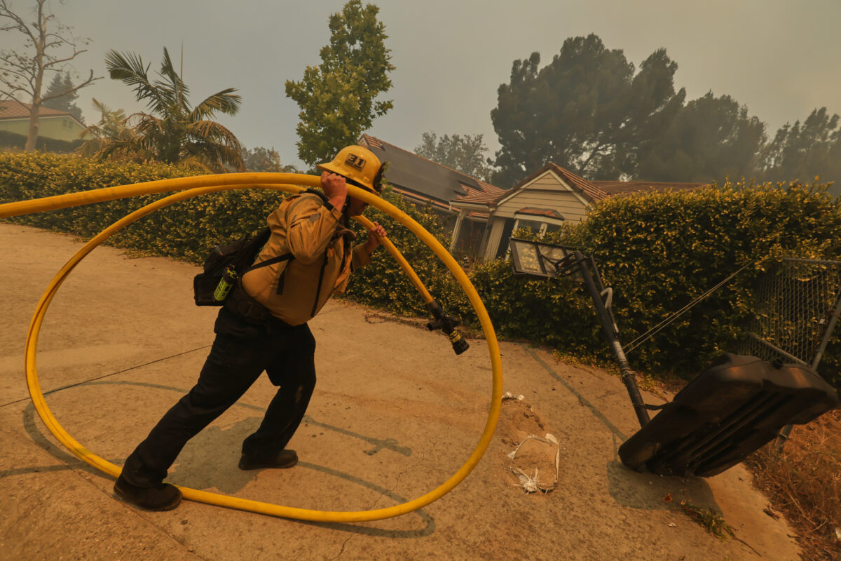 US: Evacuation orders issued for 17,000 people due to California wildfire