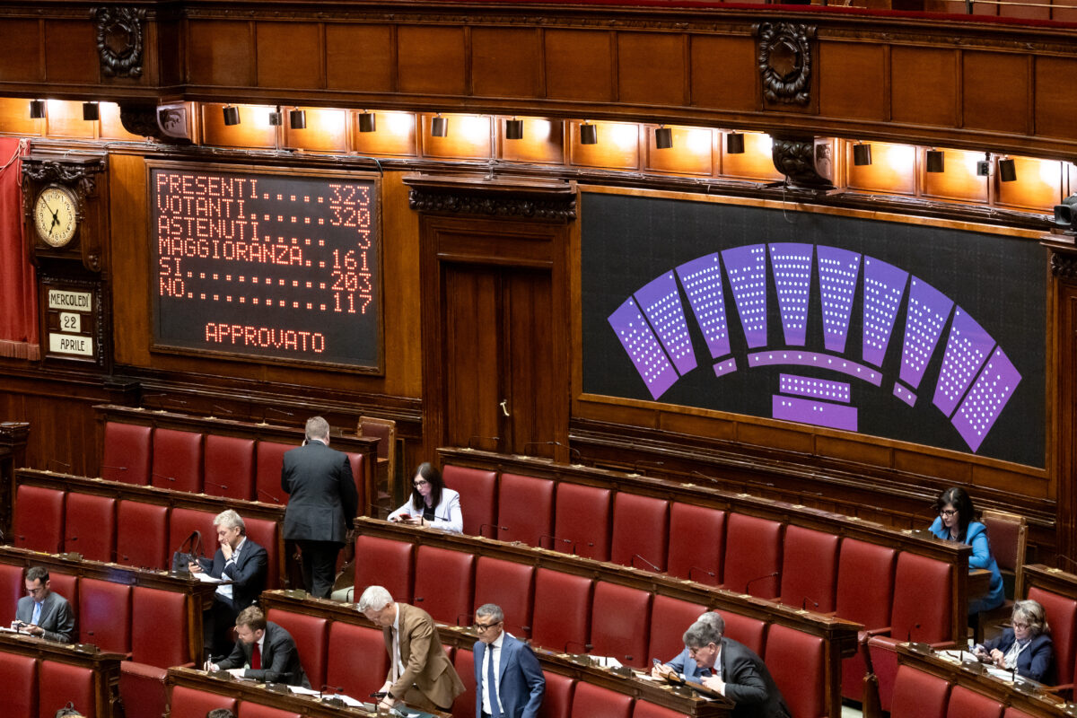 Tax Bill: House of Commons passes confidence vote with 169 in favour and 93 against