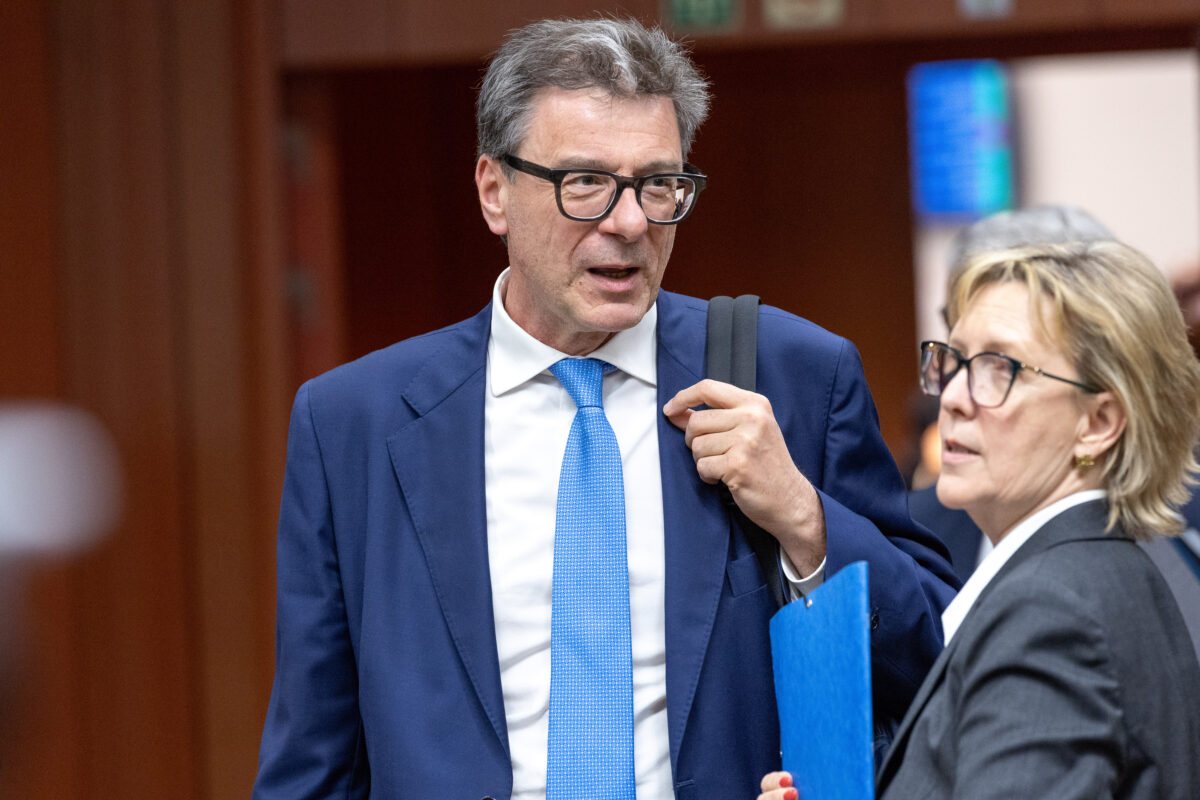 Fuel, Giorgetti: ‘Decree to cut excise duties until the first week of June’