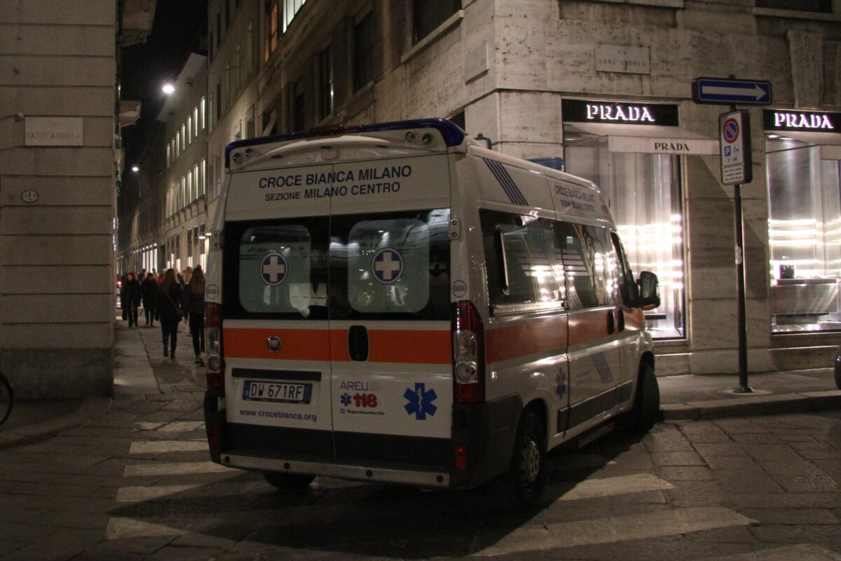 Milan: two sisters hit by a car; one has died