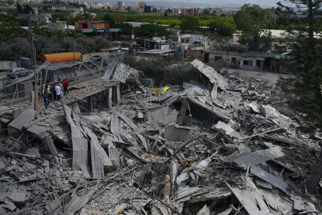 Lebanon: media reports Israeli airstrike on medical centre, 4 dead  Rome,