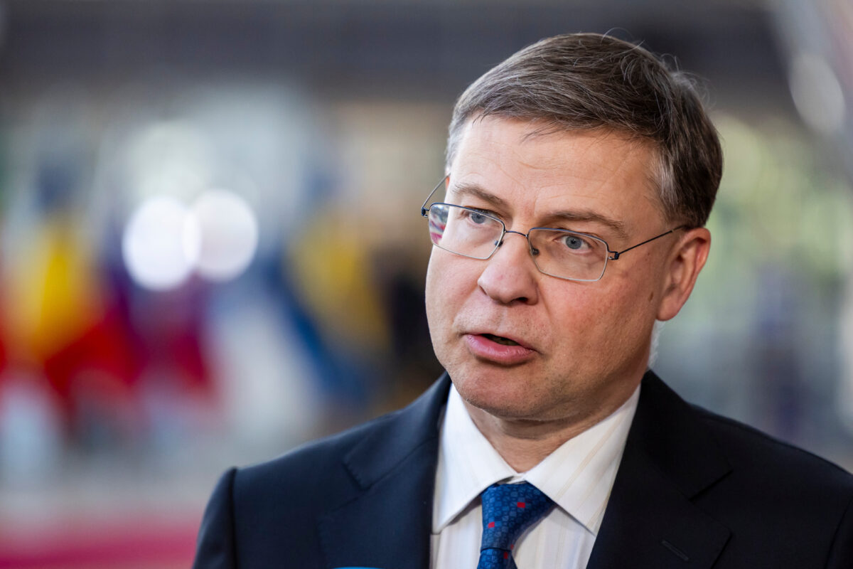 EU, Dombrovskis: ‘Discussions on joint debt and the refinancing of NextGenEU are ongoing’ EU, Dombrovskis: ‘Discussions on joint debt and the refinancing of NextGenEU are ongoing’