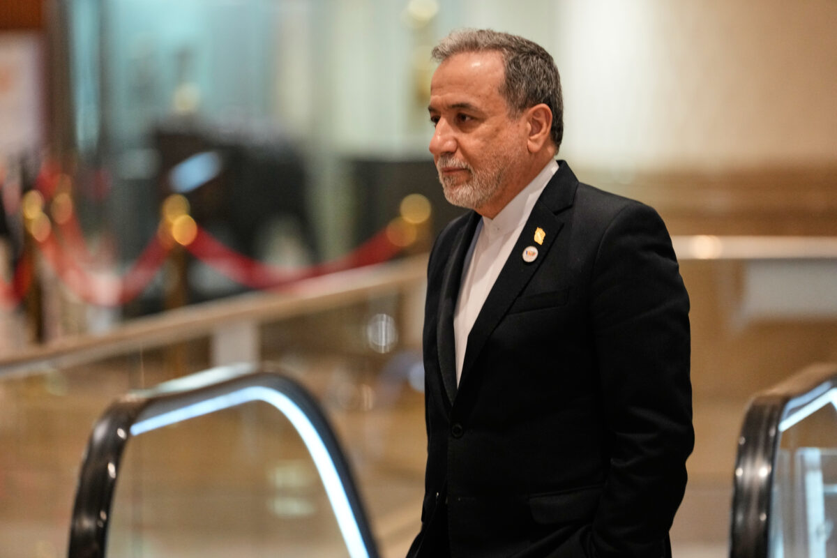 Iran: lengthy meeting between Pakistan’s army chief and Araghchi in Tehran