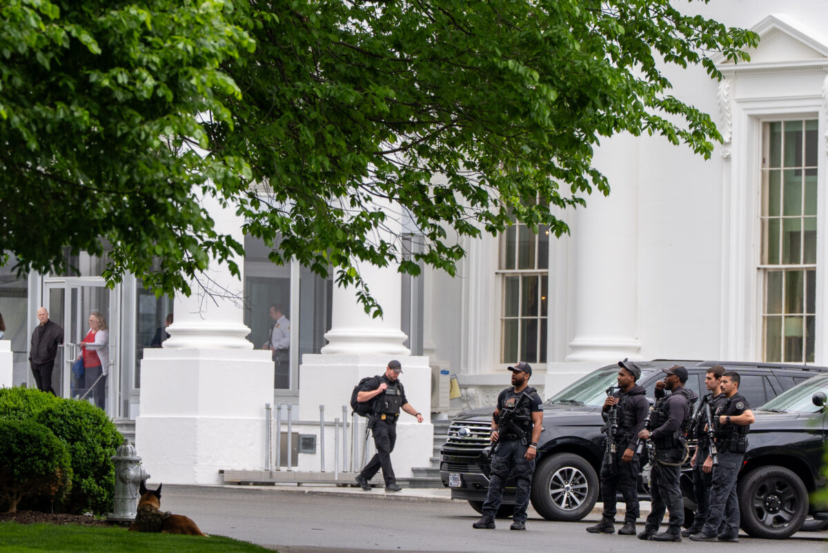 US: Shooting near the White House, Secret Service kills attacker US: Shooting near the White House, Secret Service kills attacker