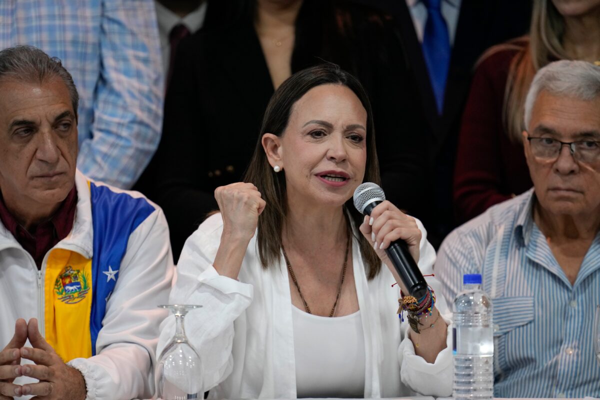 Venezuela: Machado vows to run for office again and aims to return from exile by 2026