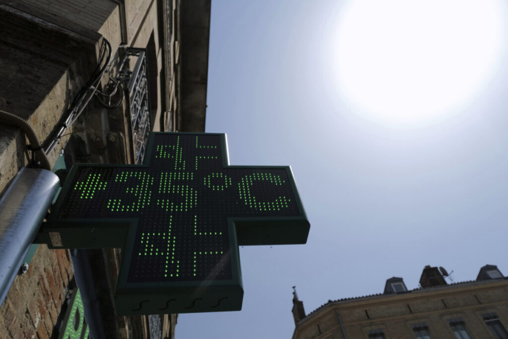 France: Authorities report at least 7 deaths linked to heatwave
