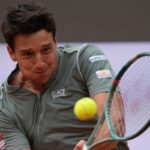 Roland Garros: Darderi beats Ofner to reach the second round