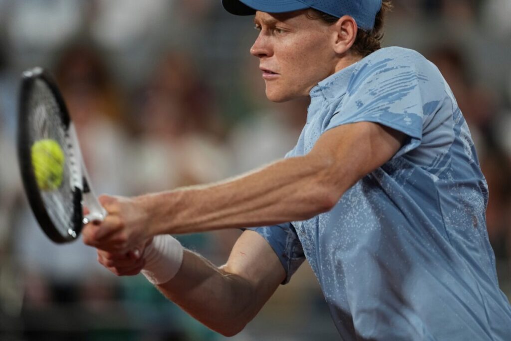 Roland Garros: Sinner beats Tabur and advances to the second round