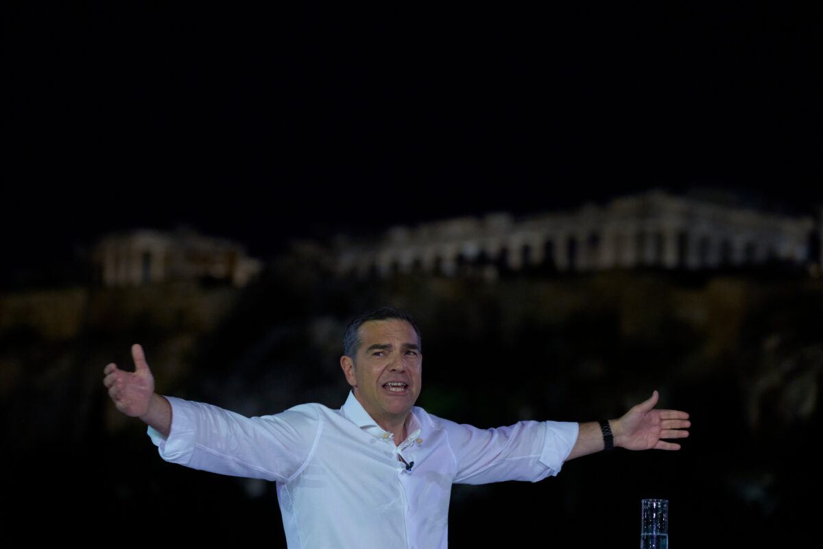 Greece: Tsipras returns to the political scene and launches a new party
