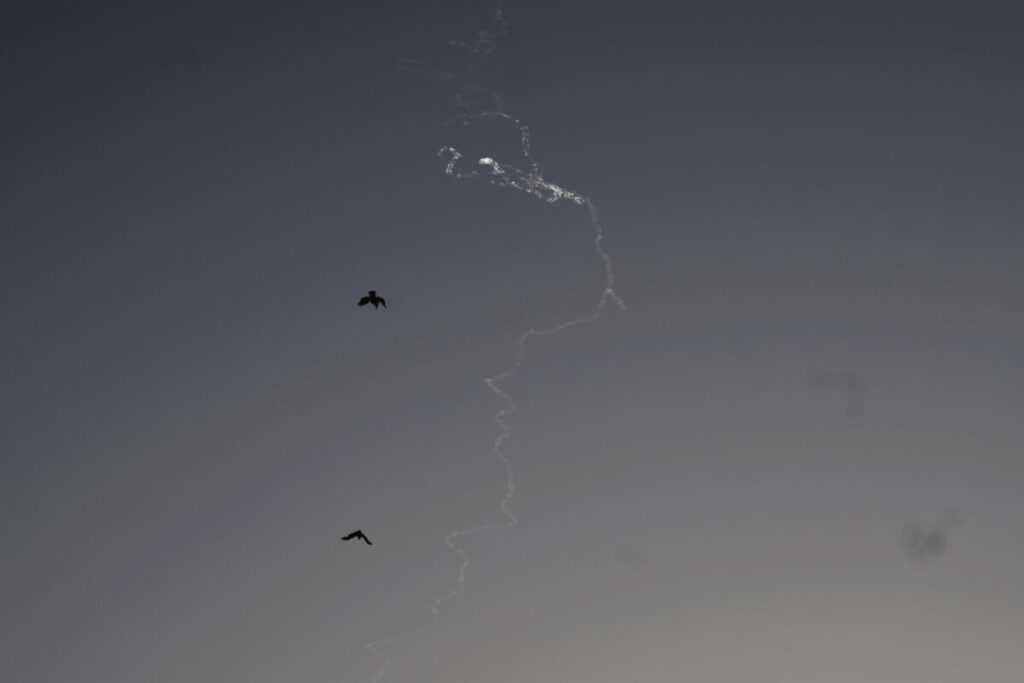 Kuwaiti Army hit by missile and drone attack