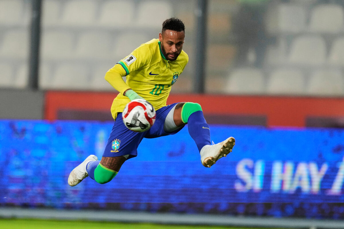 Brazil: Neymar suffers muscle injury; out for 2–3 weeks