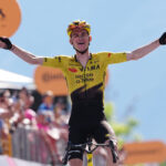 Giro d’Italia: Kuss wins Stage 19 in Alleghe by a clear margin. Vingegaard retains the pink jersey