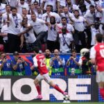 Champions League: PSG 0-1 Arsenal at half-time