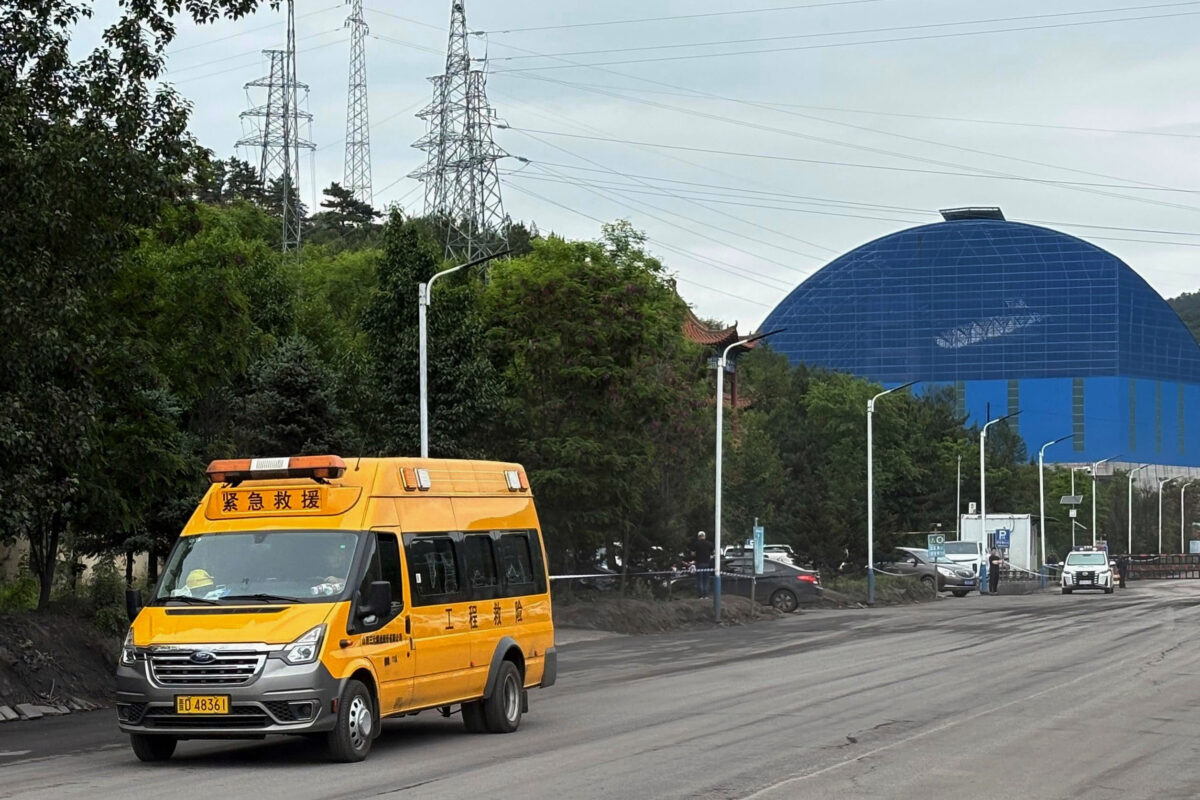 China: Collapse at an illegal mine leaves 5 dead and one injured China: Collapse at an illegal mine leaves 5 dead and one injured