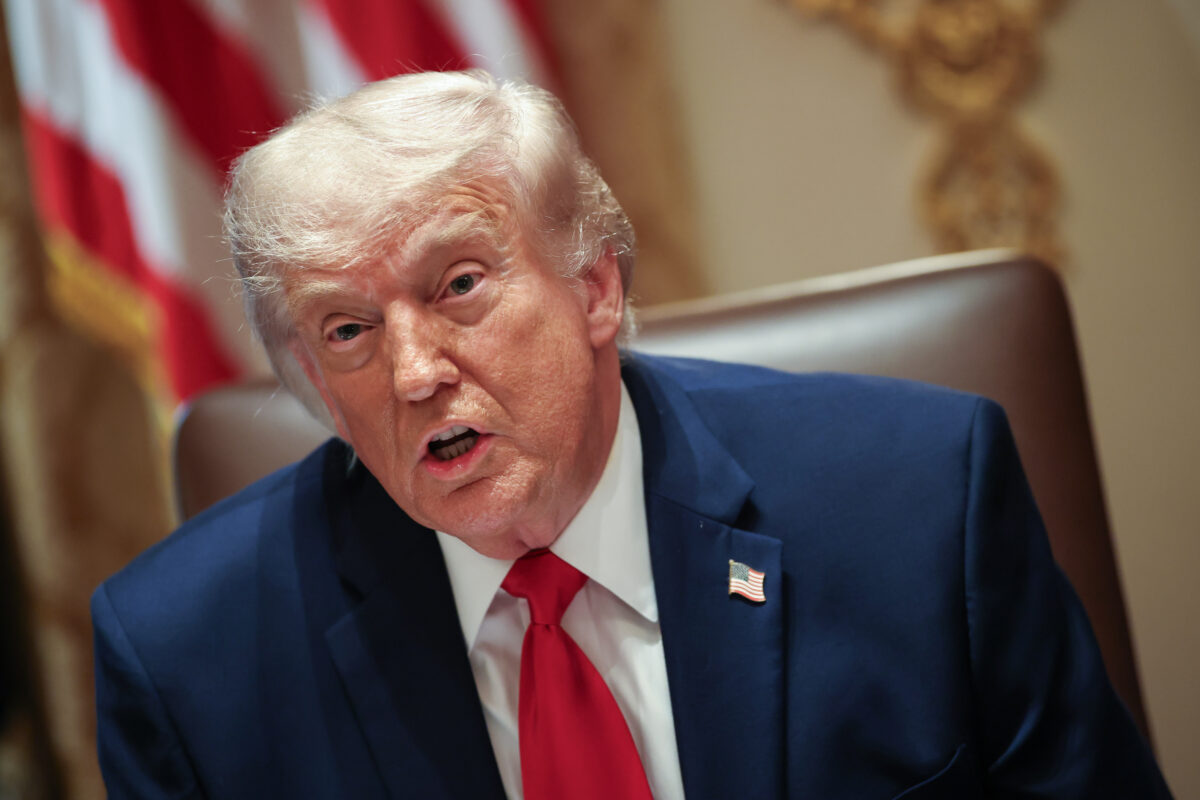 Iran, Trump: “Someone should explain to the Pope that Tehran cannot have a nuclear weapon”