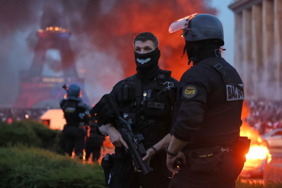 Champions League, night of clashes in Paris during PSG celebrations: over 400 detained
