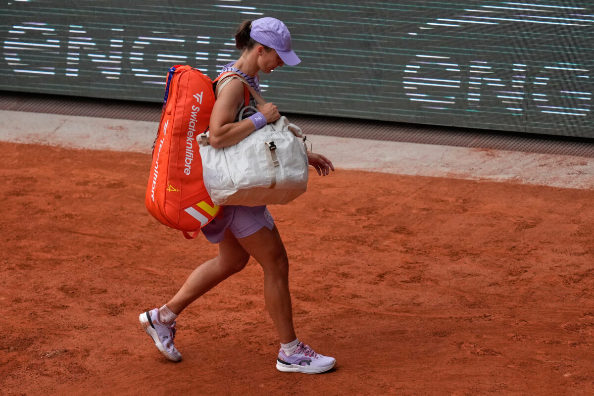 Roland Garros: Swiatek out against Kostyuk, Cirstea retires against Wang