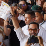 Colombia: de la Espriella leads in first round, Cepeda contests result